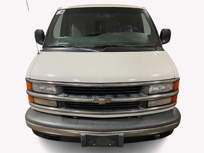 2002 Chevrolet Express