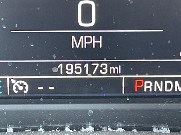 2015 chevrolet suburban lt-1500-4wd with 195173 miles for sale near white-bear-lake, minnesota b395da97e2c74424b062466000b2c94e.jpeg