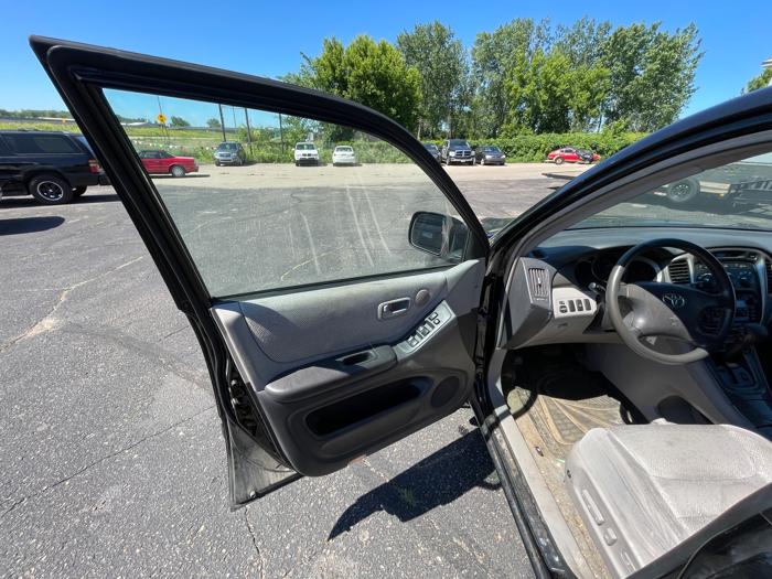 2003 toyota highlander with 200874 miles for sale near shakopee, minnesota b3c40dbd23ef440ebc09b8f8a922f719.jpeg
