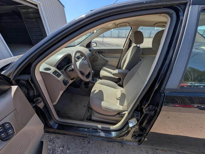 2006 ford focus zx4-s with 153356 miles for sale near elk-river, minnesota b3c7d780f55f49d898f10a53b2073ad7.jpg