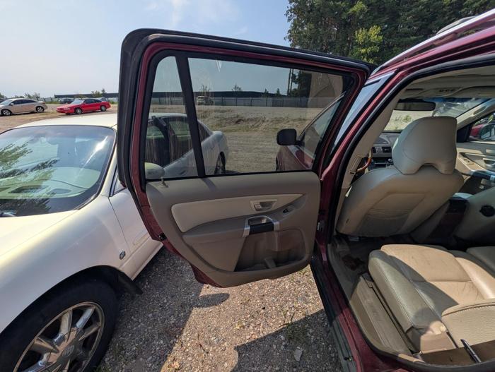 2007 volvo xc90 v8 for sale near elk-river, minnesota b3ec4d18c91e437c83df6d30ae775651.jpg