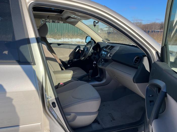 2007 toyota rav4 limited with 136467 miles for sale near elk-river, minnesota b3f2064d71d849cd94b3e28f3e4bc240.jpg