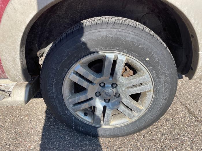 2006 ford explorer eddie-bauer-4.6l-4wd with 263873 miles for sale near fridley, minnesota b40022f63ffc4e0cbc2958897ebb2ec0.jpeg