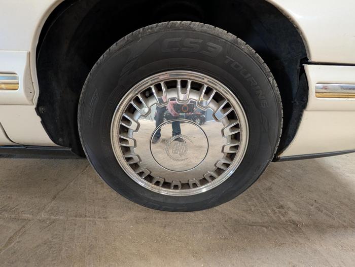 1999 cadillac deville delegance with 107372 miles for sale near elk-river, minnesota b43de292c7ce446184bd1219b29c1497.jpg