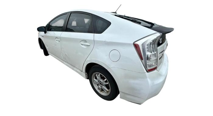 2011 toyota prius prius-i with 210575 miles for sale near elk-river, minnesota b443ca902c7b4300a3e726f46be33df3.jpg
