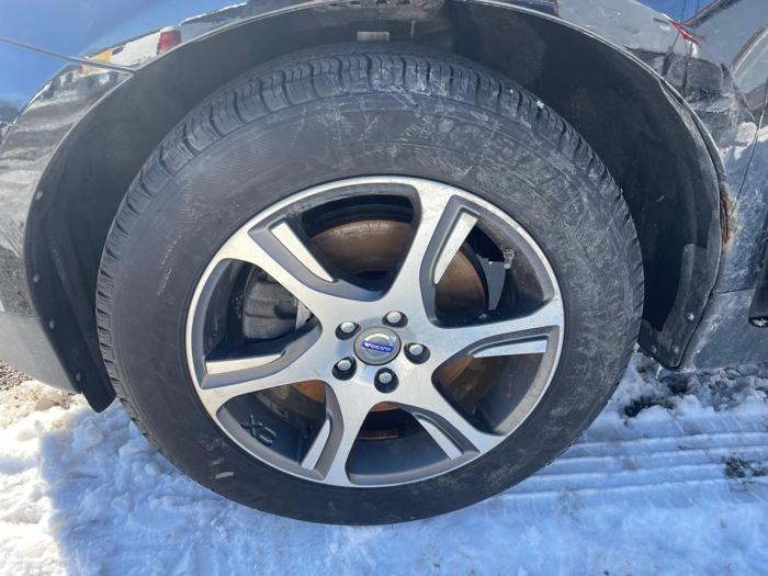 2012 volvo xc60 with 145194 miles for sale near elk-river, minnesota b4864d00c78e457b8cd5bb5ae1abf854.jpg