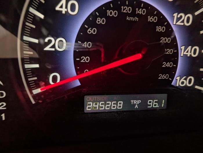 2008 honda odyssey ex-l with 245268 miles for sale near elk-river, minnesota b48afb894111419b9647134e9a2587ff.jpg
