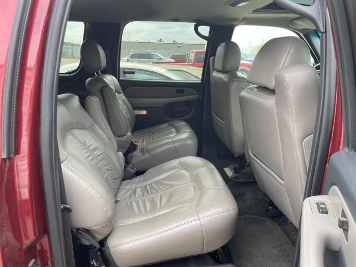 2001 chevrolet suburban 1500 with 236426 miles for sale near elk-river, minnesota b48b03a806d3454285a07015a29f967d.jpg