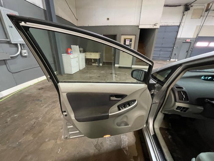 2010 toyota prius prius-ii with 252706 miles for sale near elk-river, minnesota b4f60e079a1147db885714f6f2eb9ae6.jpeg