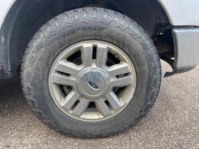 2008 ford f-150 xlt-supercrew-short-box-4wd with 136261 miles for sale near fridley, minnesota b50bc5ddc98740a390c615b1f62a2448.jpeg