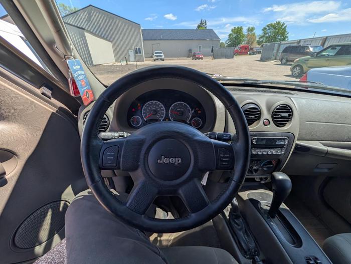 2007 jeep liberty sport-4wd with 128939 miles for sale near elk-river, minnesota b518051df920400ba95f058c3c367b53.jpg
