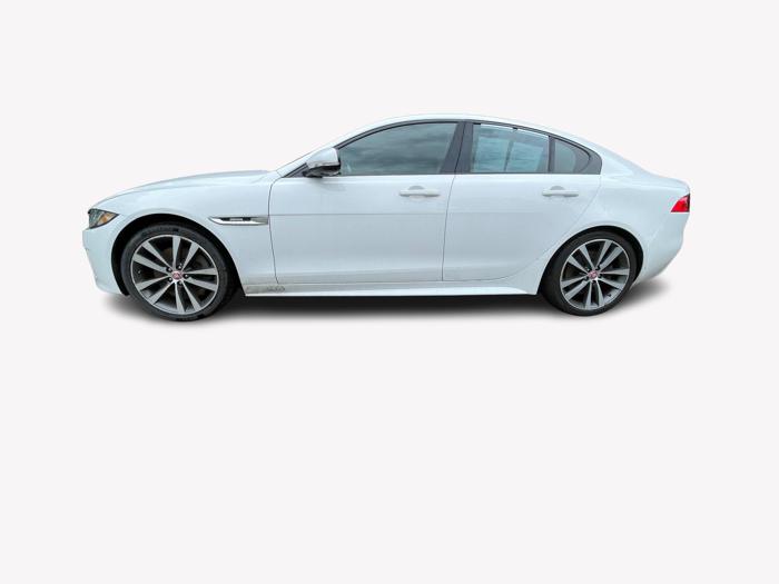 2017 Jaguar XE