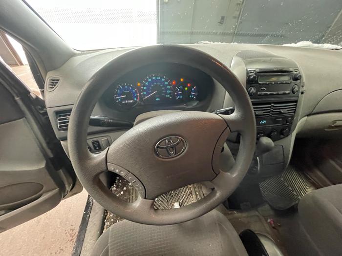 2006 toyota sienna le-7-passenger with 313437 miles for sale near elk-river, minnesota b52d99d14d9f43d1a4442935ccb90953.jpeg