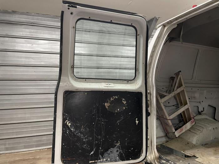 2000 ford e-250 with 144106 miles for sale near elk-river, minnesota b54e39e14e114a5c94567ac0f33f6302.jpg