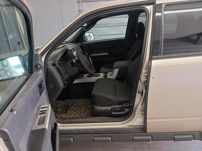 2011 ford escape xlt-4wd with 203903 miles for sale near elk-river, minnesota b550b5d6e23d4cf288fec4d4e7e7b563.jpg