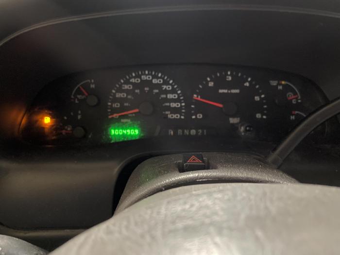 2002 ford excursion xlt with 300490 miles for sale near elk-river, minnesota b557c52a86c64203a9b27ef1b6f8916d.jpg