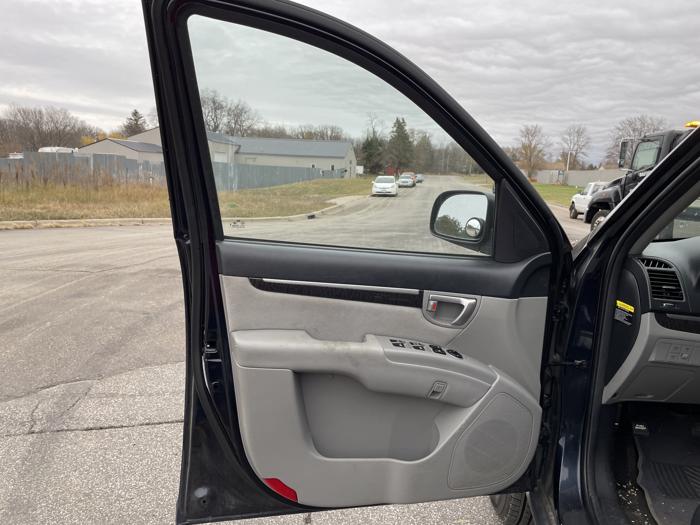 2009 hyundai santa-fe gls with 131367 miles for sale near elk-river, minnesota b566b4a63f5a4f0db99ac11d915b46a5.jpg