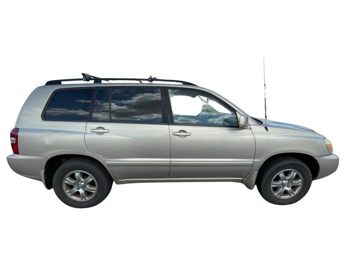 2005 toyota highlander limited-v6-4wd with 257291 miles for sale near elk-river, minnesota b56cd292268b448a898990bd64e9911c.jpg