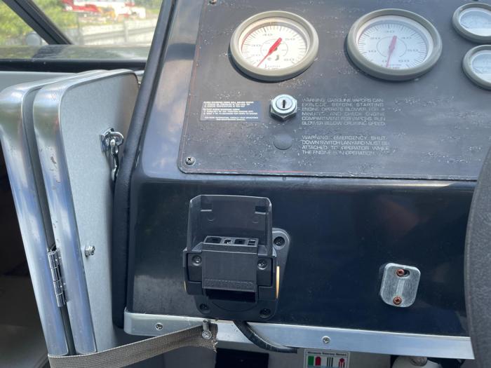 1994  Bayliner Marine Corp 2252 classic cruiser
