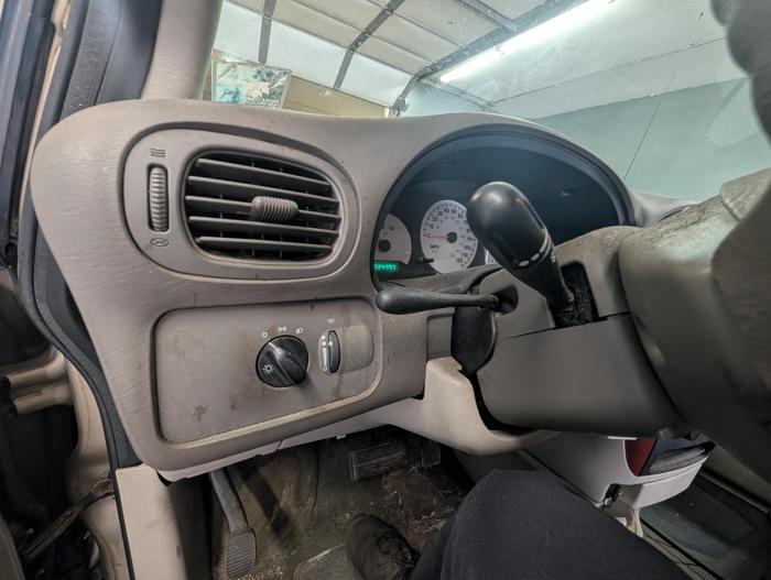2006 chrysler town-&-country base with 224797 miles for sale near elk-river, minnesota b58eedc4e300482da0e1f044e6142873.jpg