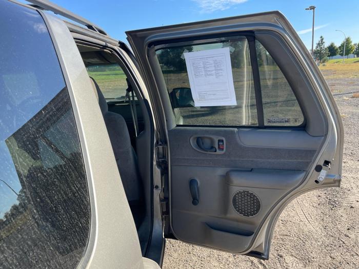 1999 chevrolet blazer 4-door-4wd with 134388 miles for sale near elk-river, minnesota b59c1eb0c4bb47cd8c9a1cdcf48bc394.jpeg