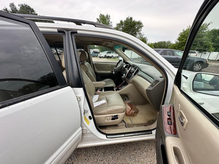 2006 toyota highlander limited with 238938 miles for sale near elk-river, minnesota b5a0f21353aa45959a9e0ac271b5c29b.jpeg