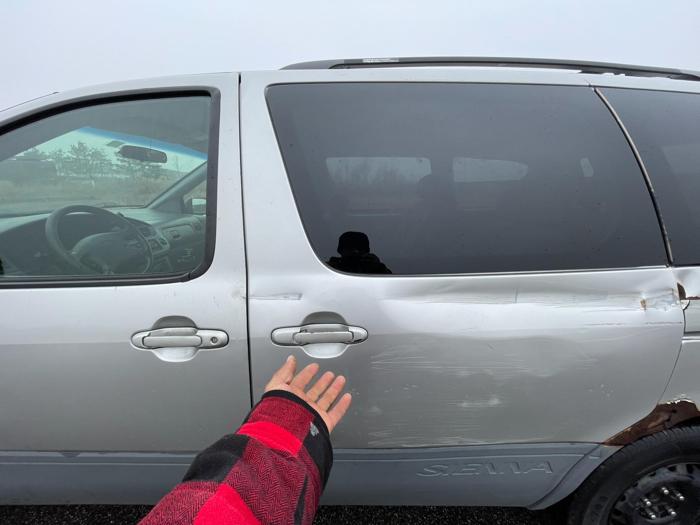 2003 toyota sienna ce with 194306 miles for sale near elk-river, minnesota b5aebce39def419e84ac9dcf2c95f58d.jpg