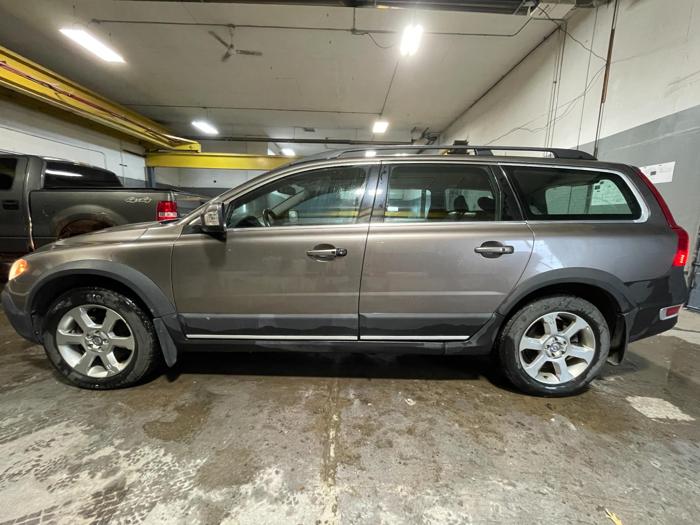 2010 volvo xc70 x with 216470 miles for sale near elk-river, minnesota b5b37601ff704623b4406c28e88a030b.jpg