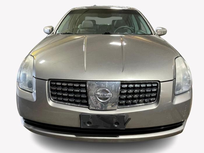 2004 Nissan Maxima