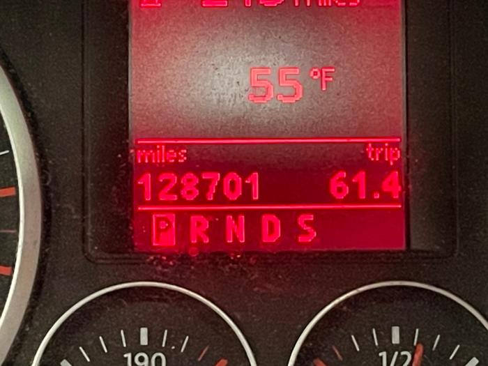 2009 volkswagen tiguan se with 128701 miles for sale near elk-river, minnesota b5b65433d4844ac18b48e678be6ed8b1.jpg