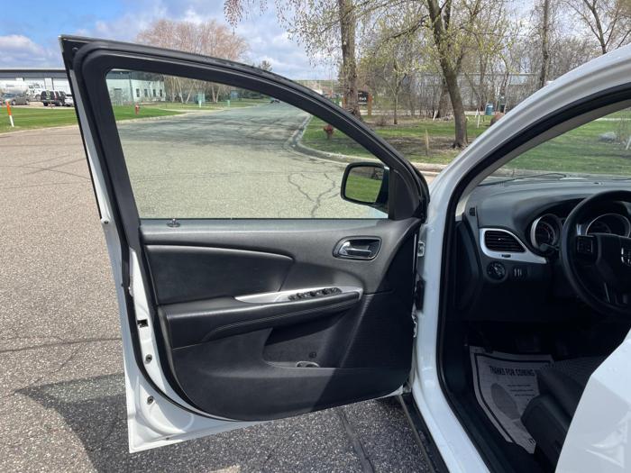 2015 dodge journey sxt with 116610 miles for sale near burnsville, minnesota b5bc2068b4624c9db9f5e1d15a6ab4d8.jpg