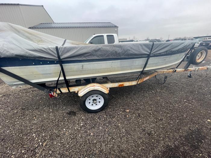 1989 sylvan ind-snapper for sale near elk-river, minnesota b5c6fe0316e14403a3cae251f1ca24c6.jpg