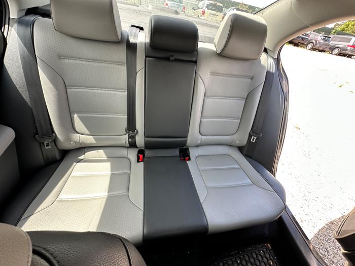 2014 volkswagen jetta hybrid-se for sale near elk-river, minnesota b5d0b6cd9a1a440a9be74e3e409d4083.jpeg