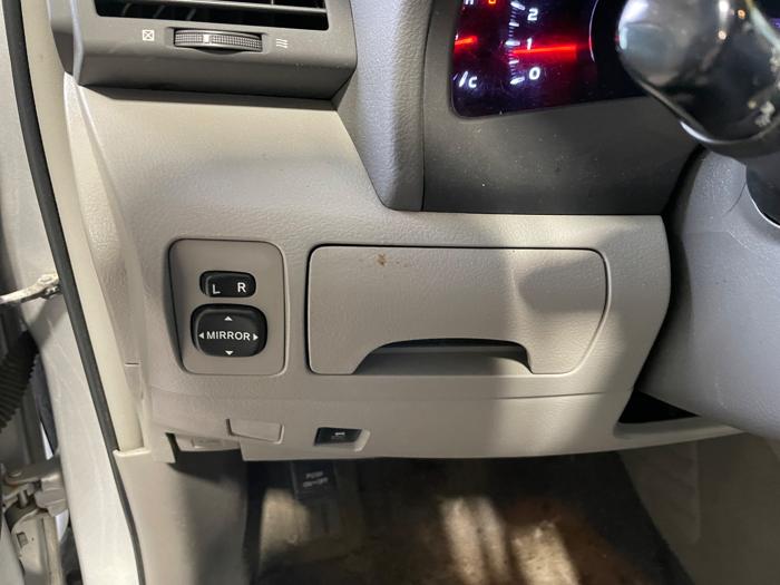 2011 toyota camry base-6-spd-at with 254450 miles for sale near elk-river, minnesota b5f789ce093843e882e495c43d15c852.jpeg