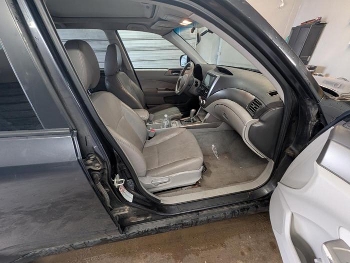 2009 subaru forester 2.5x-limited with 159917 miles for sale near elk-river, minnesota b5f88076a14548759bdbe3212f3fbee7.jpg