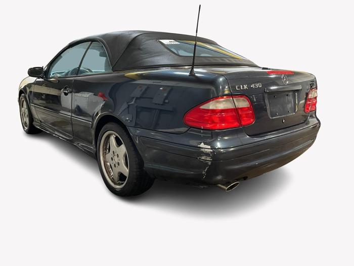 2000 Mercedes-Benz CLK-Class