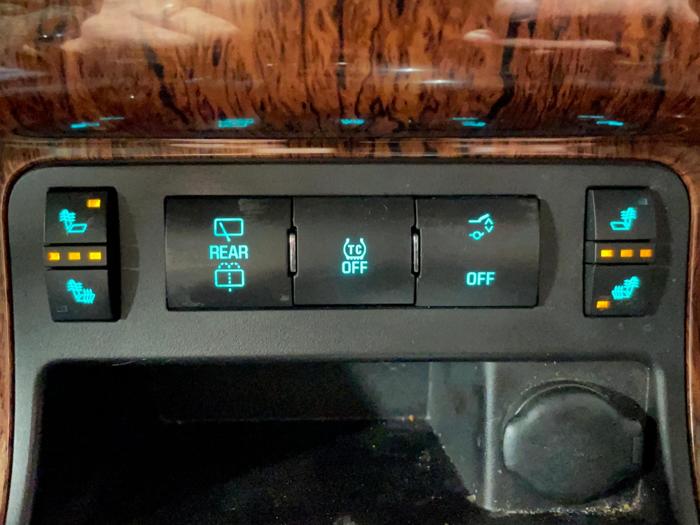 2013 chevrolet traverse lt with 149574 miles for sale near elk-river, minnesota b68998cd778c434e9385a3cc5d336a8f.jpg