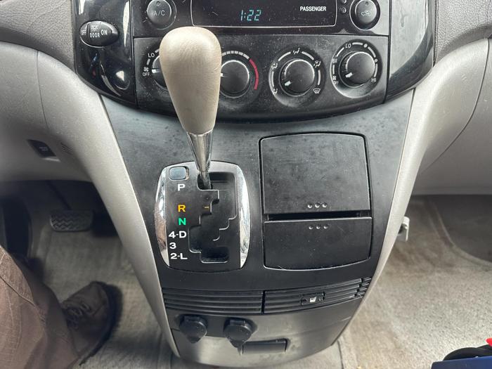 2004 toyota sienna le---7-passenger with 228430 miles for sale near elk-river, minnesota b6aa9fd5f5fe407abb160043db5a8f88.jpg