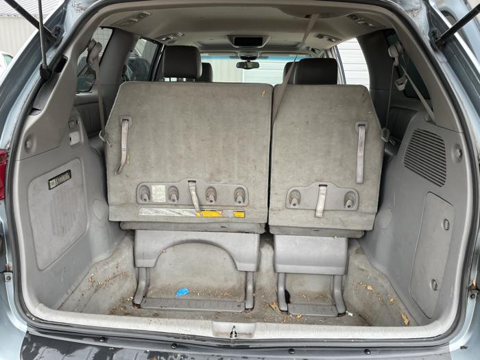 2004 toyota sienna xle with 284688 miles for sale near elk-river, minnesota b6c727c7ad534b088eefbe866d99864c.jpg