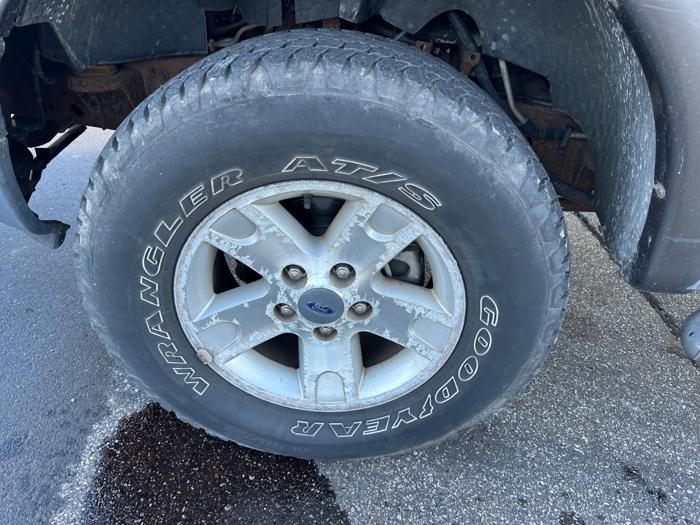 2003 ford f-150 xl-supercab-4wd with 125941 miles for sale near elk-river, minnesota b6d2cdc606ae4ac88ac0e4934fa34b3d.jpg