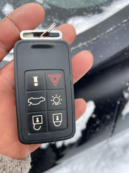 2012 volvo s60 with 95577 miles for sale near elk-river, minnesota b6f582ef93e0457abec675ab47cbf17e.jpg