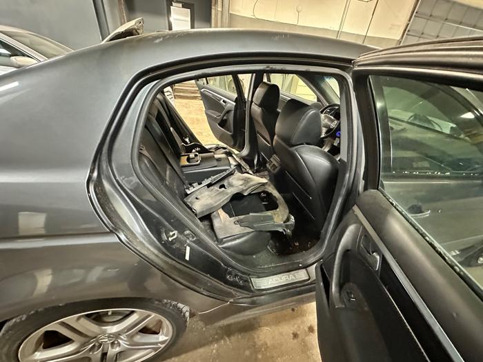 2006 acura tl 5-speed-at with 203333 miles for sale near elk-river, minnesota b713cb29477c4c36b9199c4ac0541ee3.jpeg