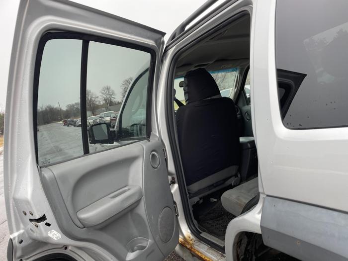 2007 jeep liberty sport with 274034 miles for sale near elk-river, minnesota b74c0b209fbc48c18e46b84a33e8270b.jpg