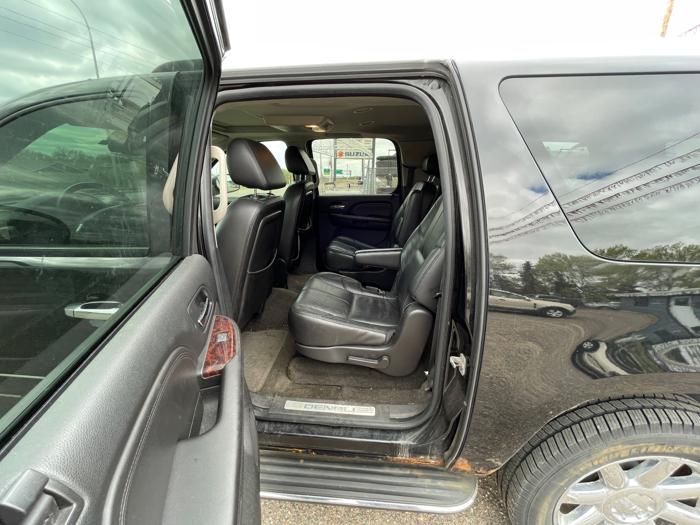 2007 gmc yukon-denali xl-awd with 192265 miles for sale near elk-river, minnesota b76a15b4368a48ad8f4f3b1898df3788.jpeg