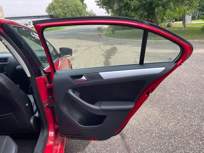 2013 volkswagen jetta se with 112084 miles for sale near burnsville, minnesota b79c2ca484884b74b41907c554f61701.jpeg