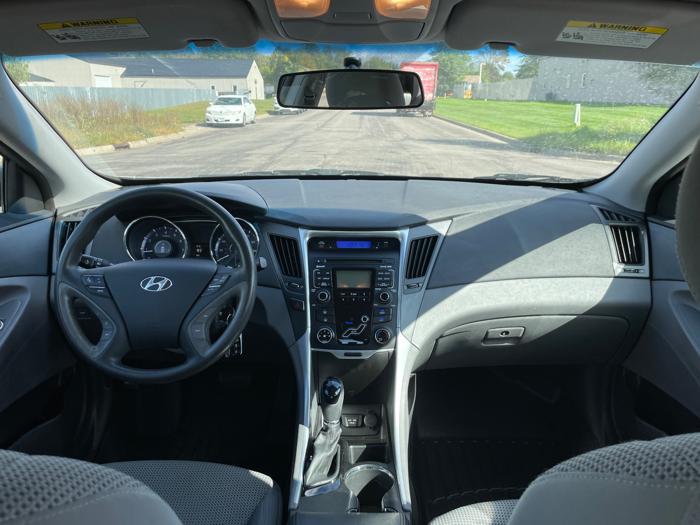 2011 hyundai sonata gls-auto with 94075 miles for sale near elk-river, minnesota b7c95acd4c654c15ad986e9c3c1e326e.jpeg