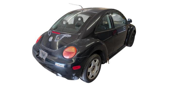 1999 volkswagen new-beetle gls-2.0 with 162278 miles for sale near elk-river, minnesota b7e02342c3dd4e4d8f8728139f294621.jpg