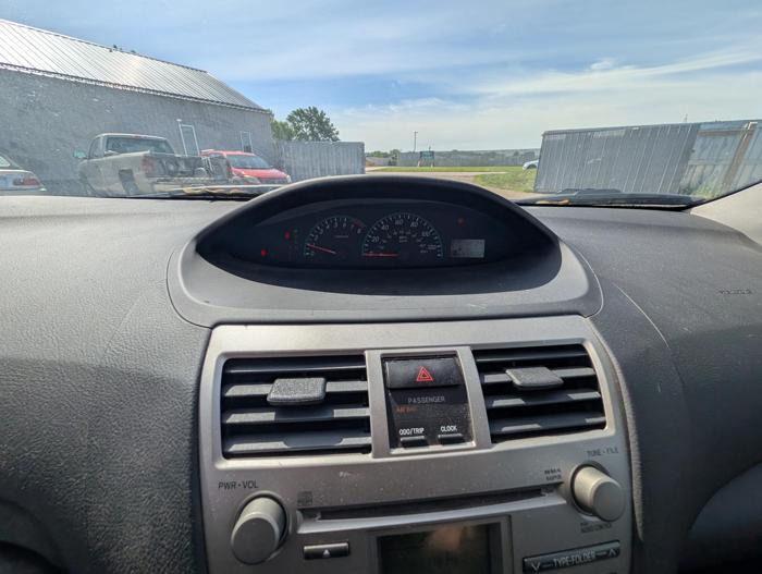 2010 toyota yaris sedan-5-speed-mt with 113583 miles for sale near elk-river, minnesota b7e03dc7393449088e66ab9c9f330080.jpg
