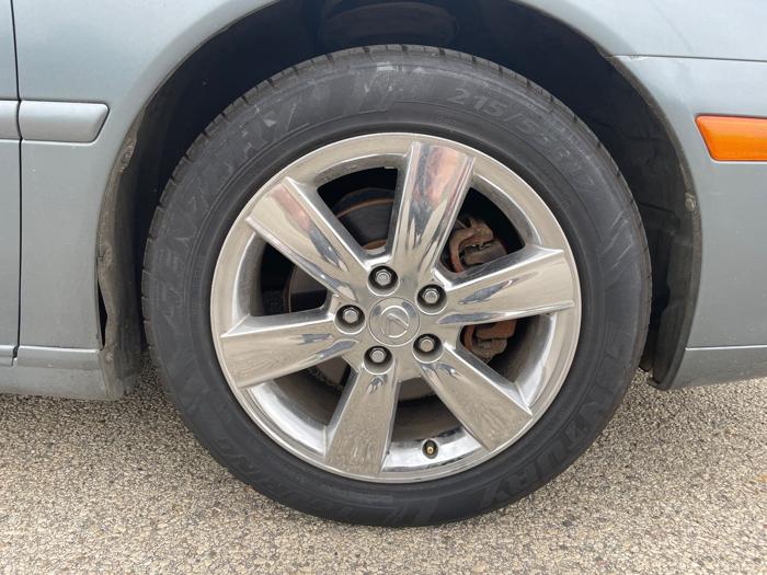 2006 lexus es-330 sedan with 245055 miles for sale near rochester, minnesota b7f87dd35baf49bc83bced4be0a2e263.jpeg