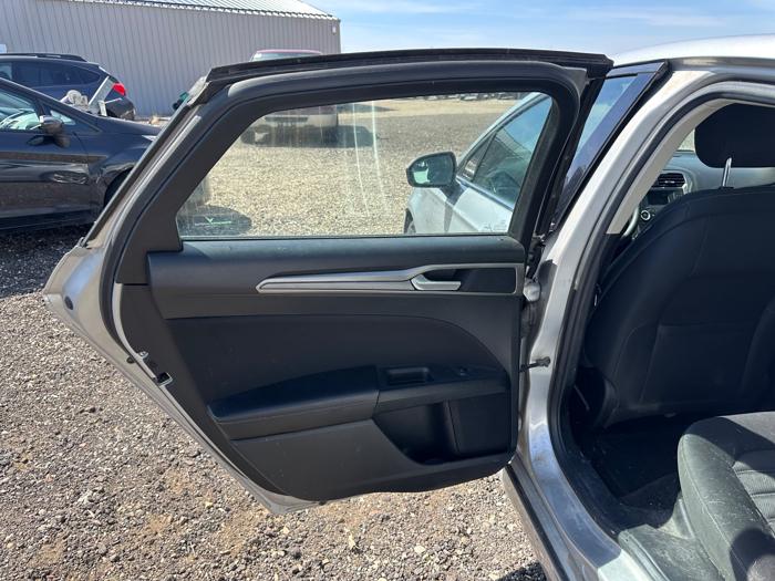 2018 ford fusion-hybrid se with 123614 miles for sale near elk-river, minnesota b8030f2fd8ad4a8787a6152250fe4a88.jpeg